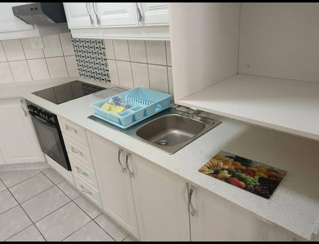 2 BEDROOM APARTMENT FOR SALE IN UVONGO BEACH